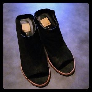Black Dolce Vita heels